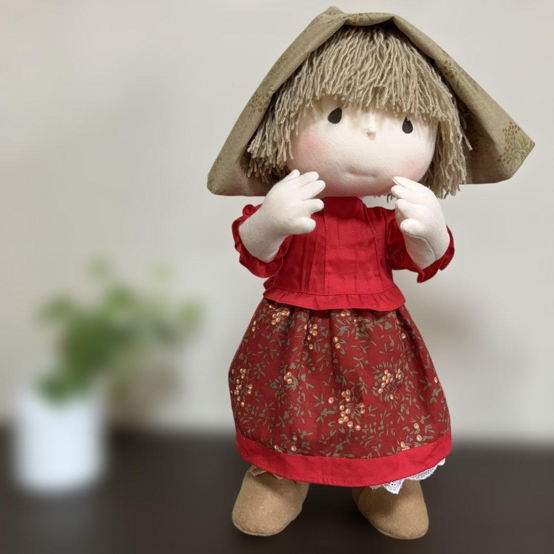 ハイジの風の立ち人形です。