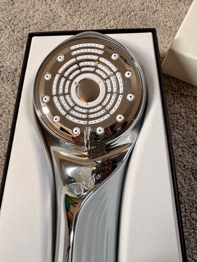 【即納】ReFa ファインバブルU ホワイト　シャワーヘッド