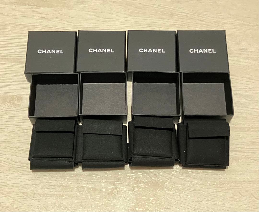 CHANEL アクセサリー　イヤリングケース空箱
