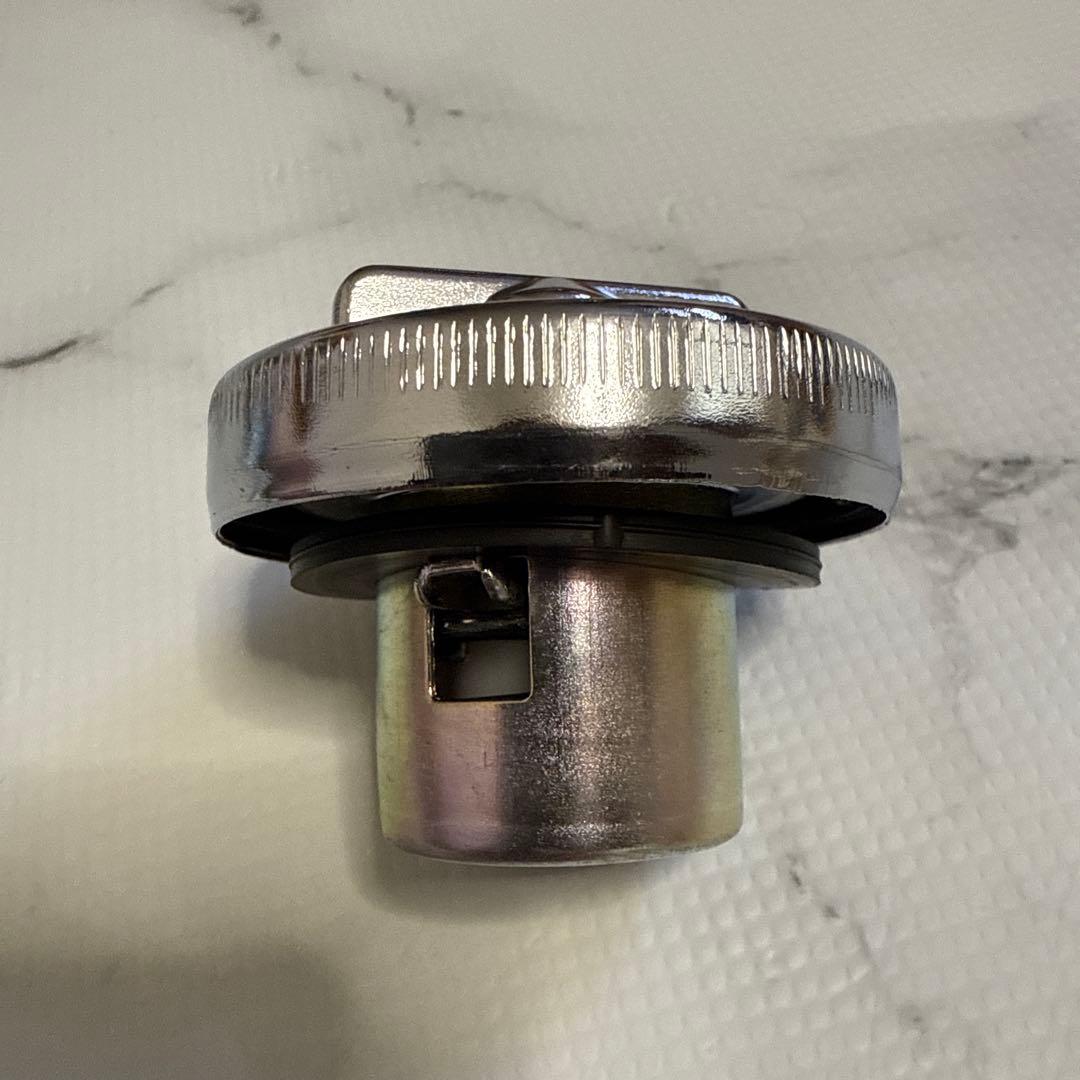 4Lモンキー 純正タンクキャップ（廃盤品）