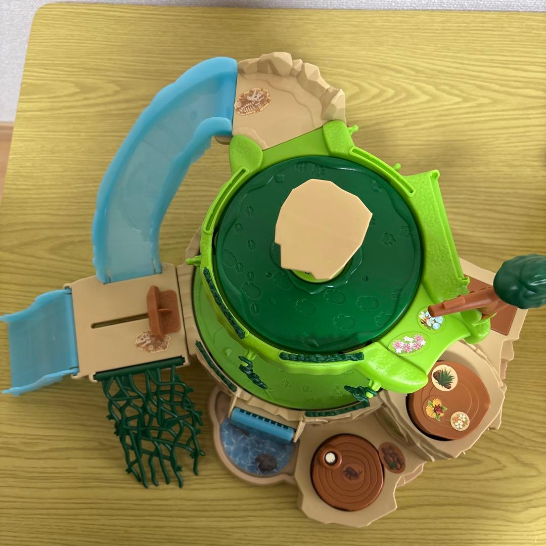 アニア　ぐるぐるマウンテン　ジャイアントアクションツリー　フィギュア　セット