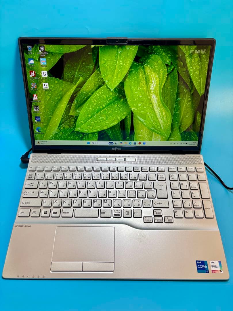 富士通 LIFEBOOK AH55/E3 i7 1165G7 32GB 2TB