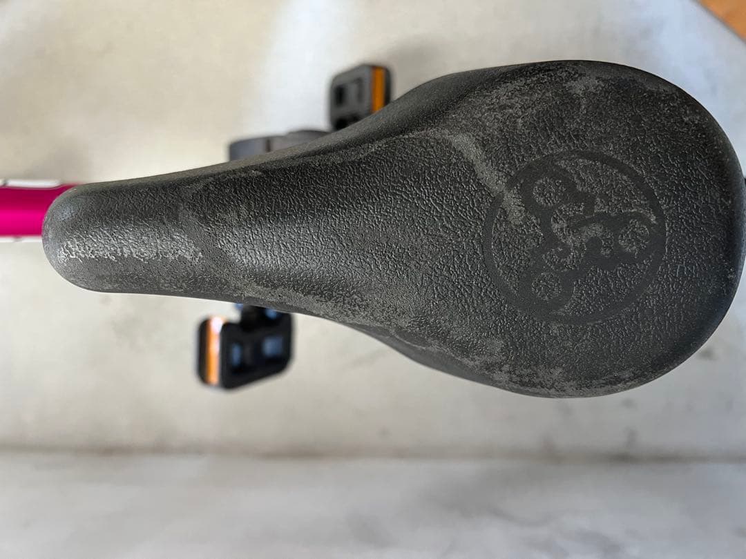 ストライダー14x ピンク