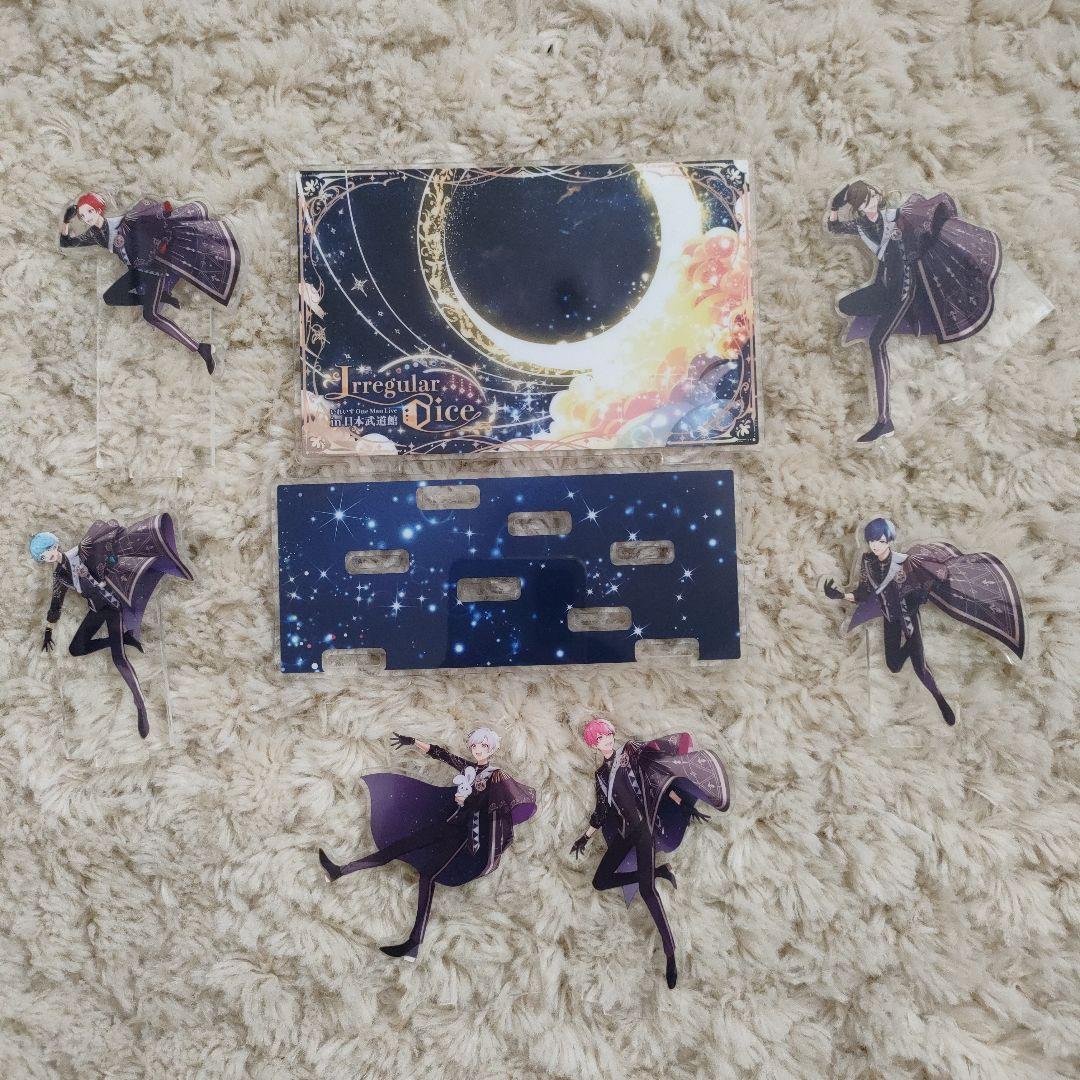 いれいす　缶バ　アクスタ　色紙　ブロマイド　巾着　ティアラ　実写チェキ