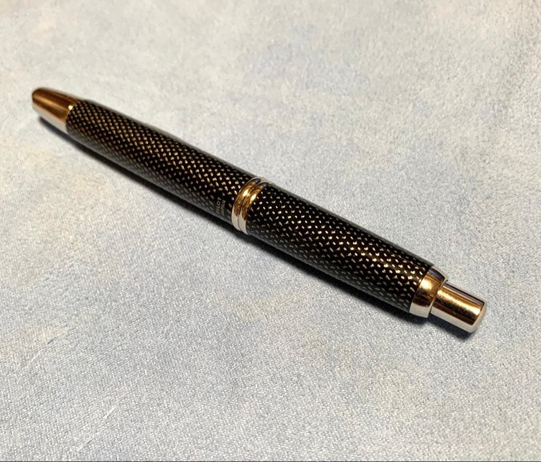 PILOT Capless 万年筆 絣 黒 F ほぼ未使用 インク付き