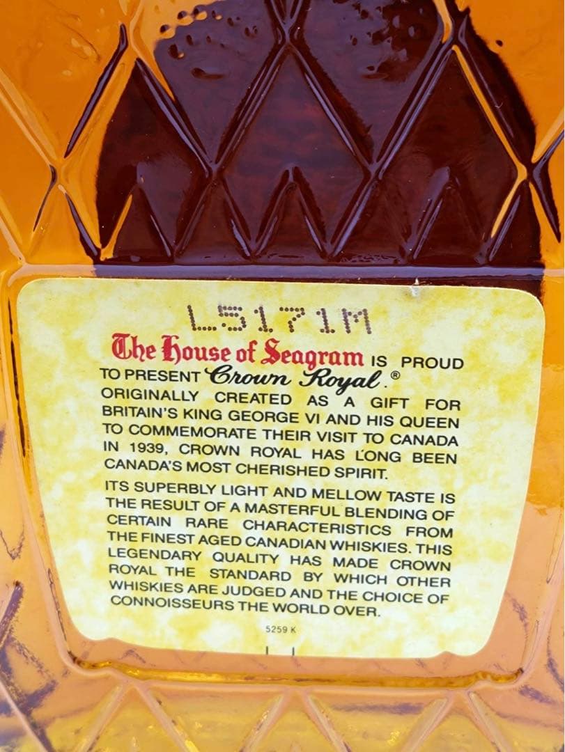 Crown  カナディアンウイスキー 1L 40%