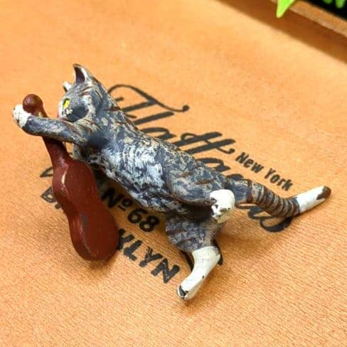 ヴィエナブロンズ コールドペイント 擬人化した猫の音楽隊 バイオリン