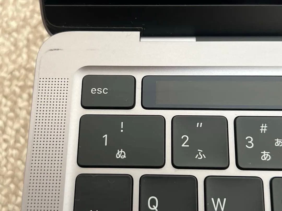 【超美品】MacBook Pro 2020 13inch Corei5本体