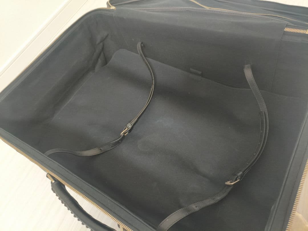 バレンシアガ シティ キャリーバッグ 革レザー