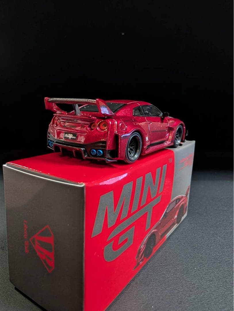 MINIGT 1/64ミニカー LB- Silhoueue WORKS GT