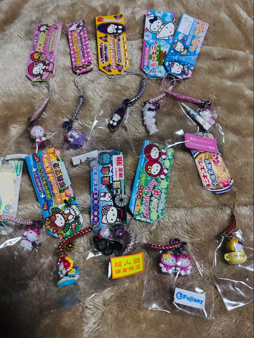 た*ぽ様 ご当地ハローキティ 根付け　大量まとめ売り　ストラップ チャーム　18