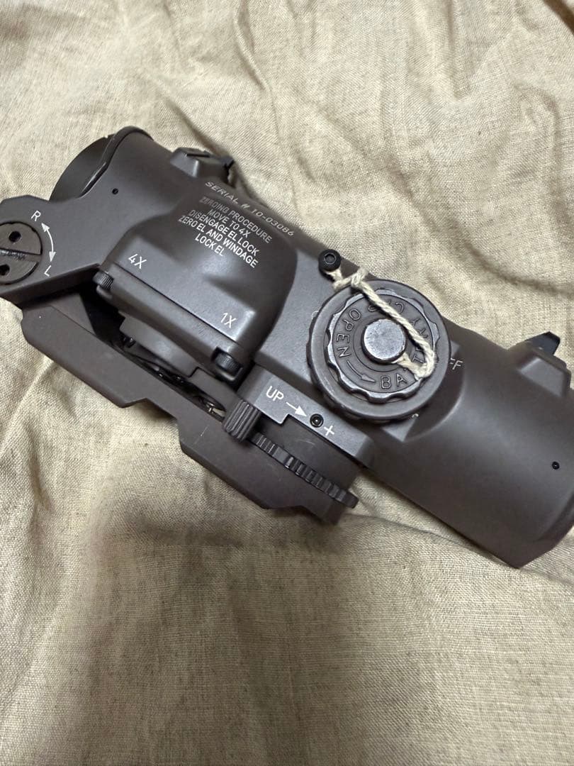 1-4倍切替可　EVOLUTION GEAR ELCAN Specter DR