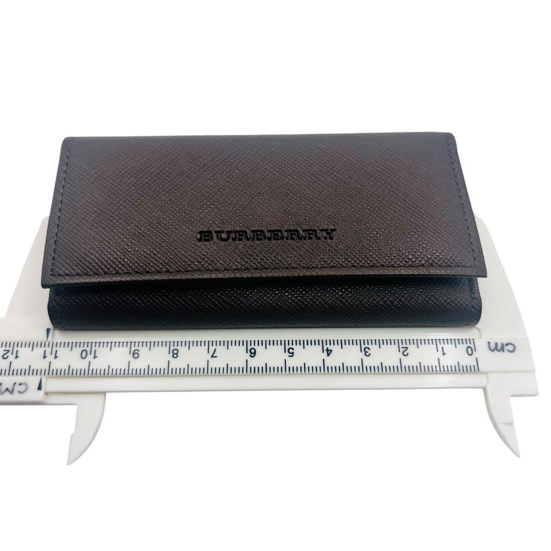 未使用品　バーバリー　キーケース　ブラウン