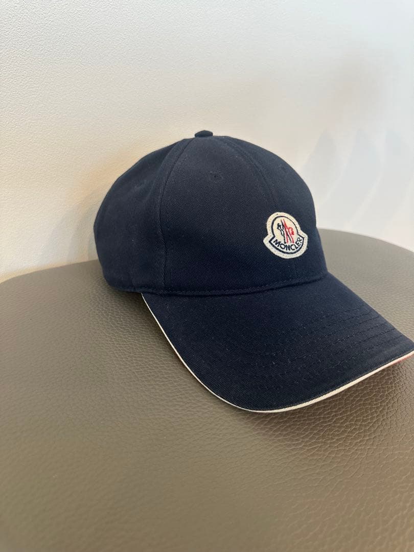 MONCLER ネイビー キャップ