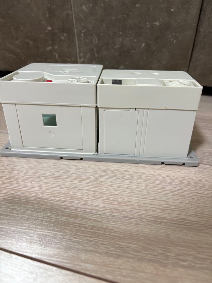 参考画像　トミカ　日産