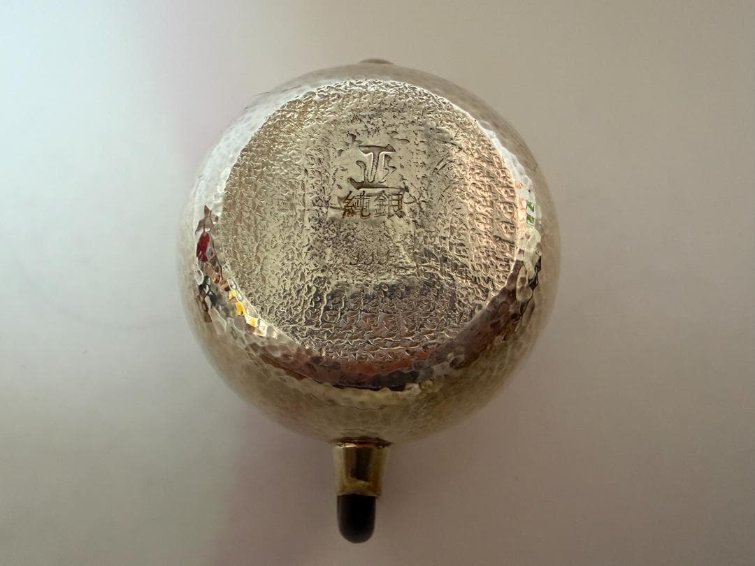 純銀製 急須 梨形 錐目打ち 木製の持ち手 煎茶道具