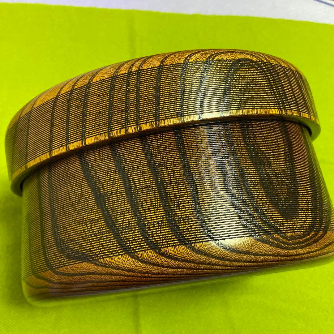 茶櫃　一刀彫　欅　漆塗り