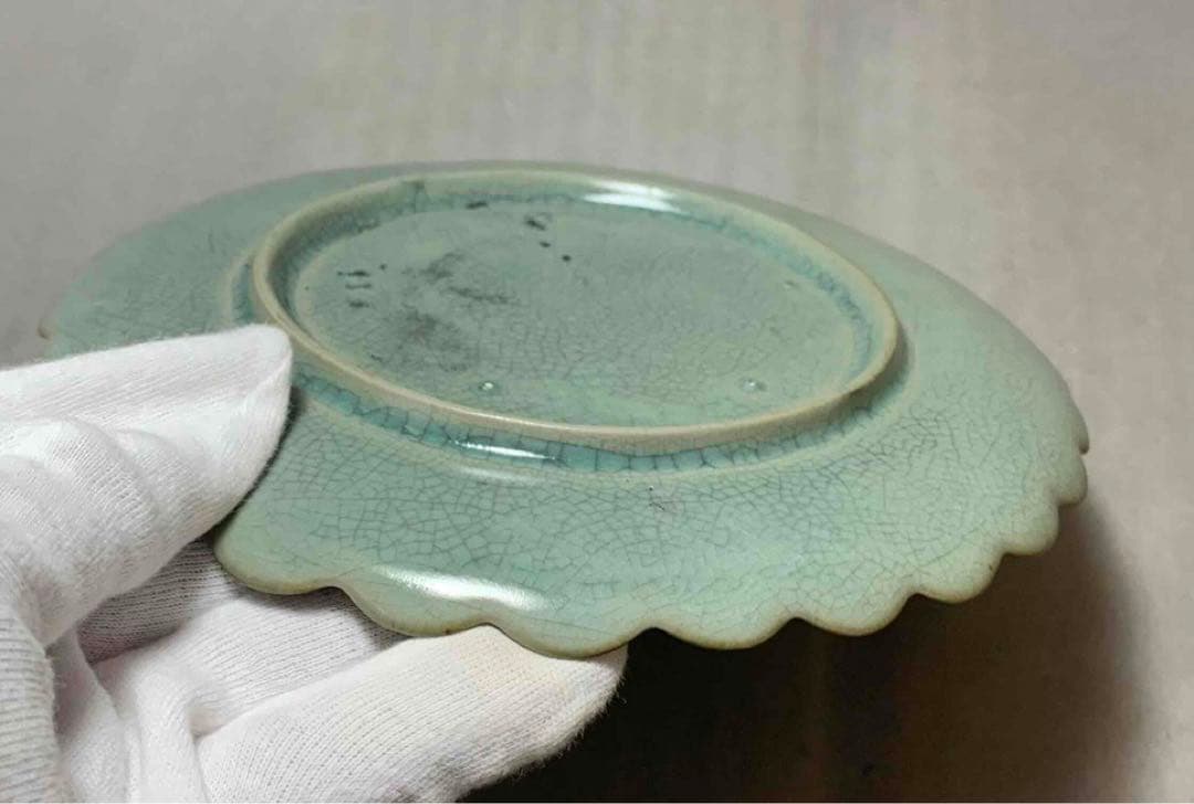 中国 花の形の皿 u6230912