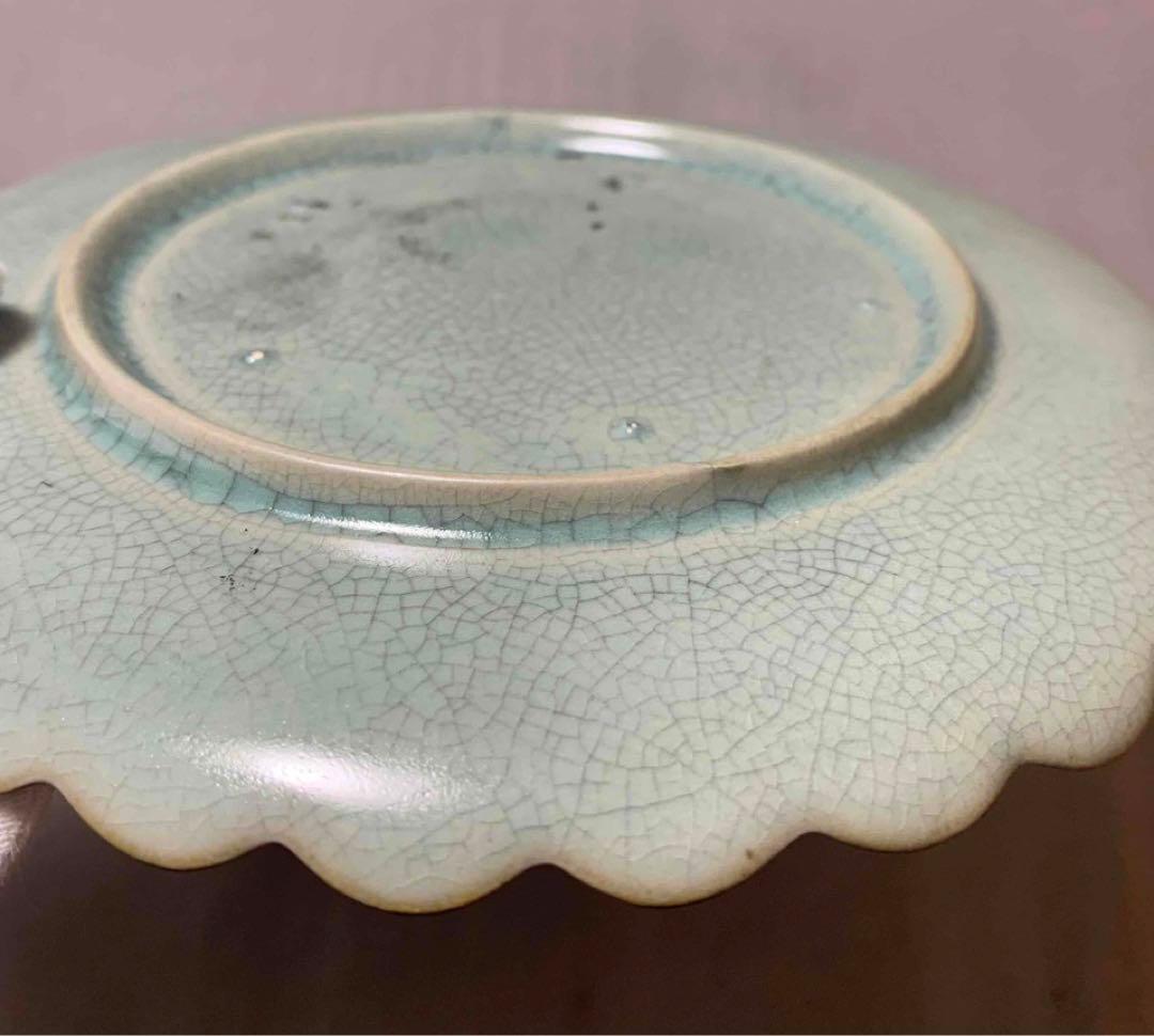 中国 花の形の皿 u6230912