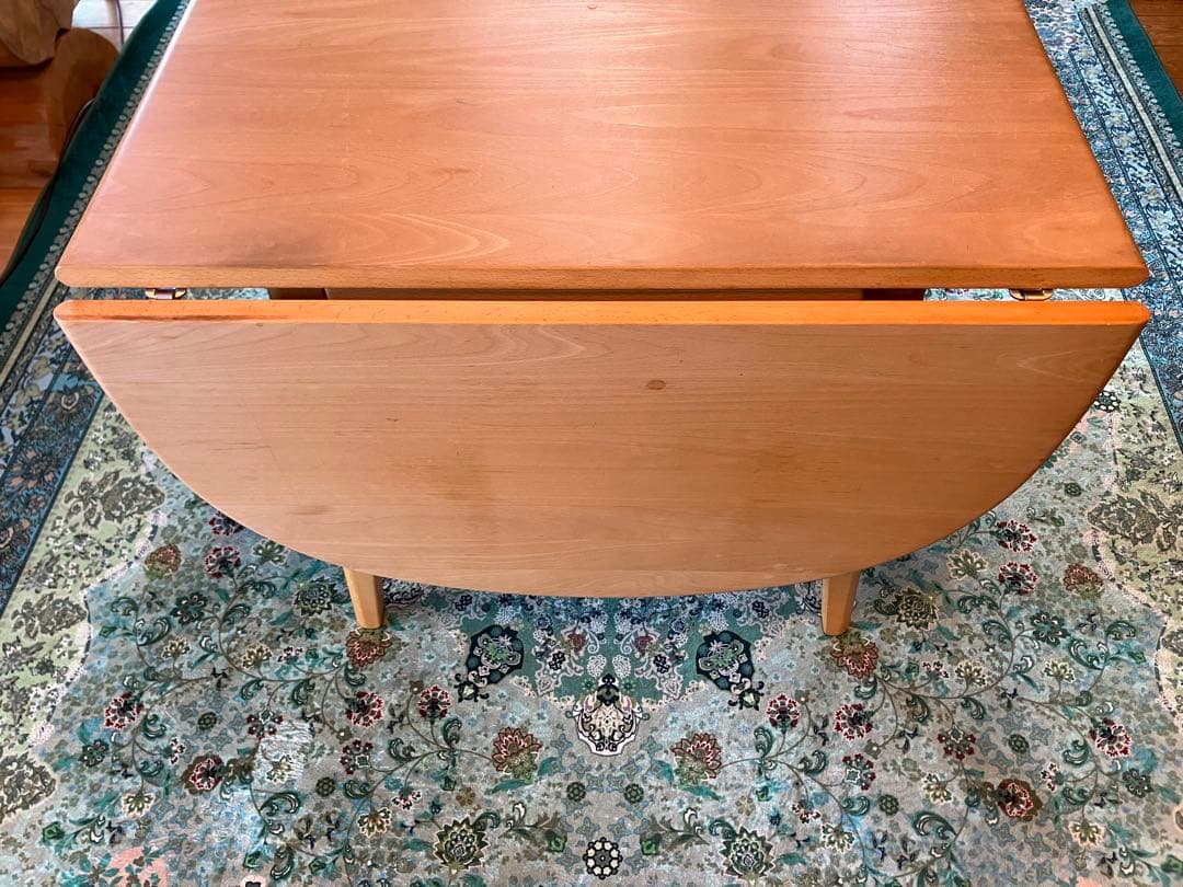 カールハンセン　テーブル　CH002