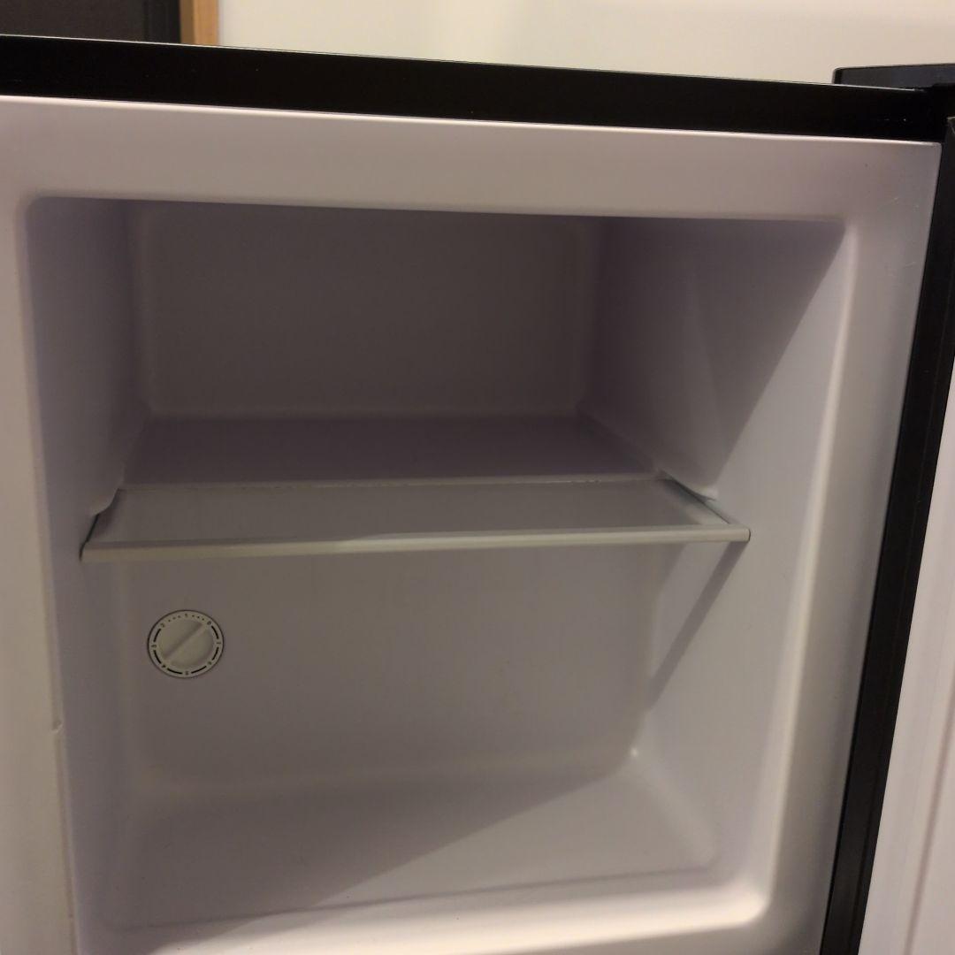 simplus 1ドア冷凍庫 SPL-138F 黒