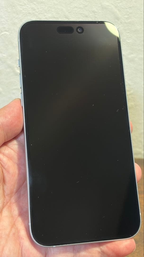 【iPhone15 plus】ホワイト　256GB SIMフリー