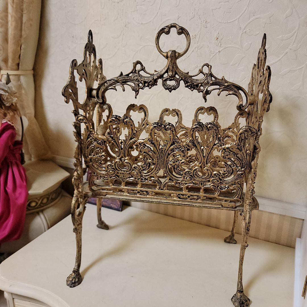 ヴィクトリアンスタイル 　マガジンラック　物入れ　アンティーク仕上げヴィンテージ