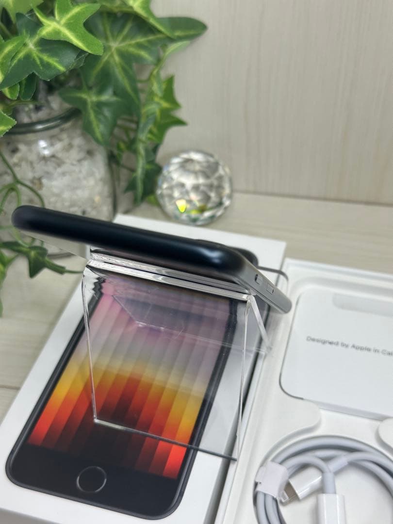 ✨iPhone SE 3 128GB SIMフリー✨超美品