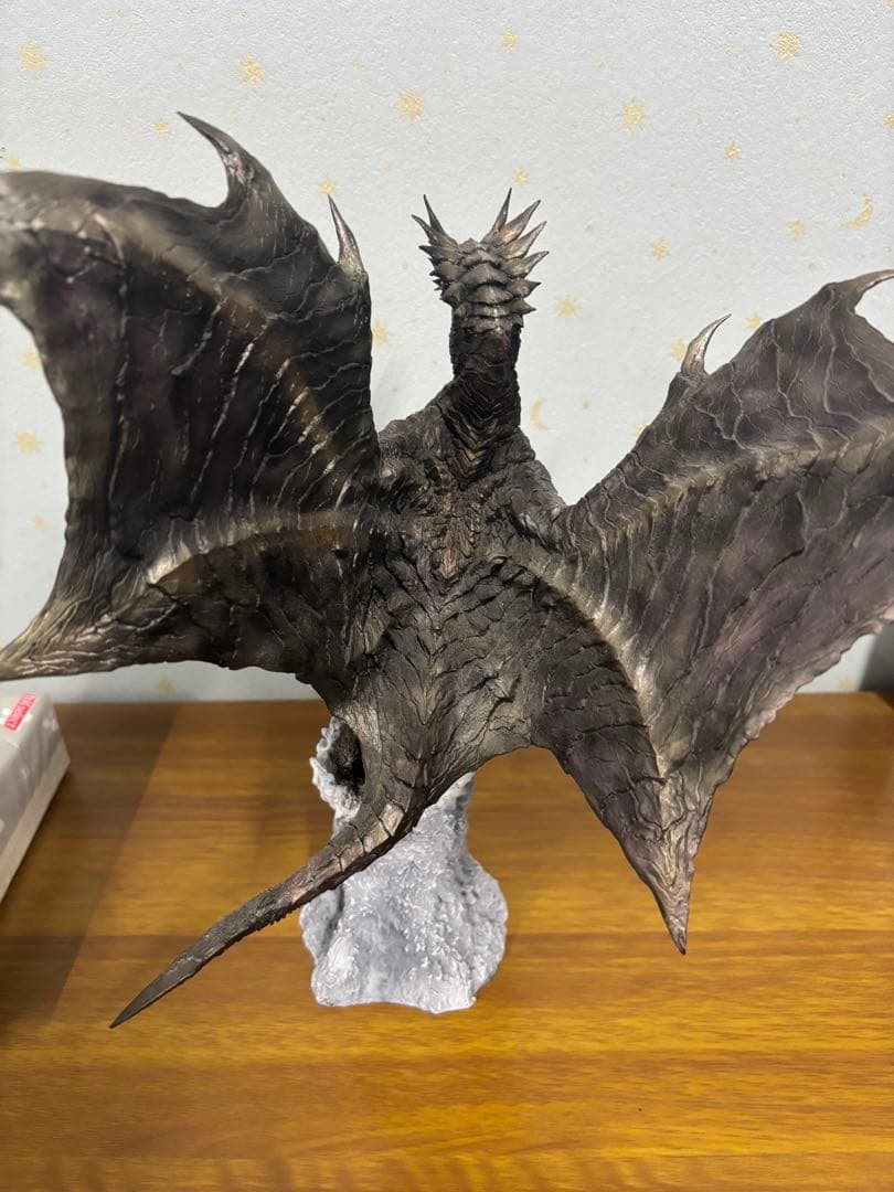 モンハン カプコンフィギュアビルダー クリエイターズモデル 鋼龍 クシャルダオラ