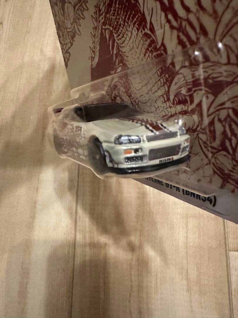 HotWheels1983 BMW 733i & ゴジラ NISSAN GT-R