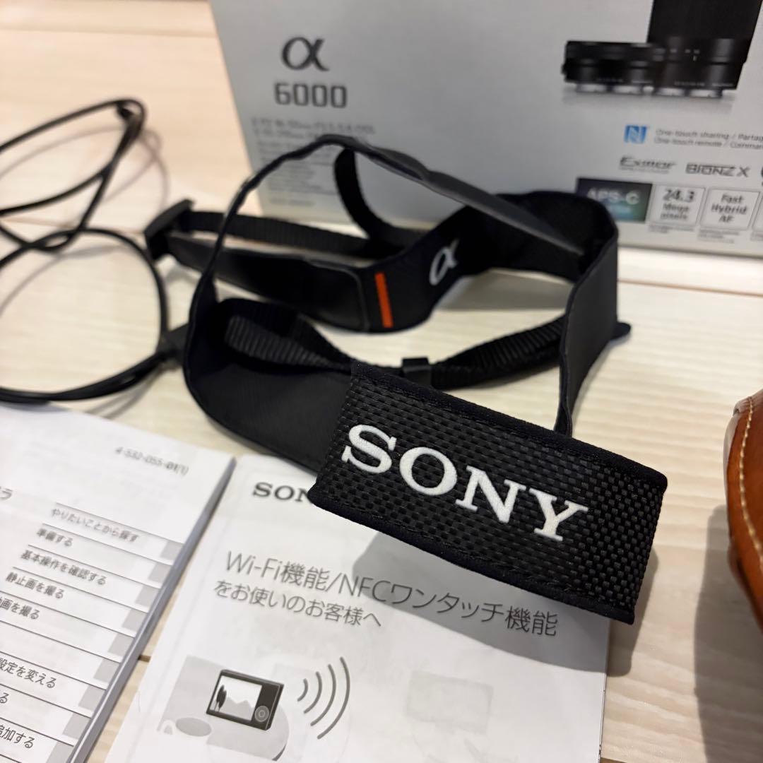 【比較的美品】SONY α6000 ミラーレスカメラ ズームレンズ付き