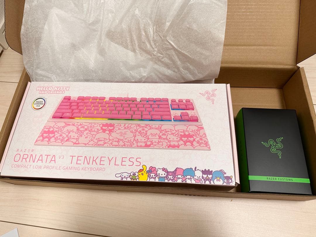J*a様 Razer Customs サンリオコラボ　キーボード&マウスセット