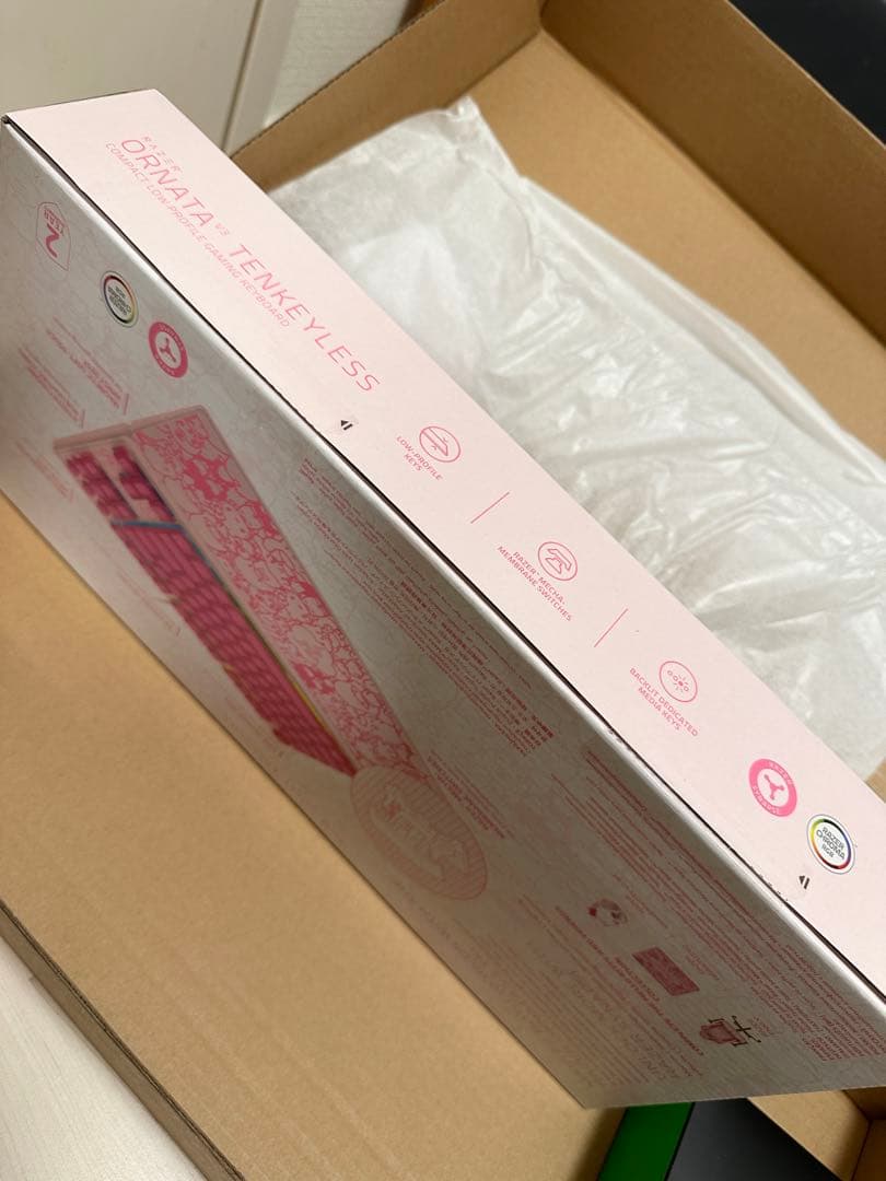 J*a様 Razer Customs サンリオコラボ　キーボード&マウスセット