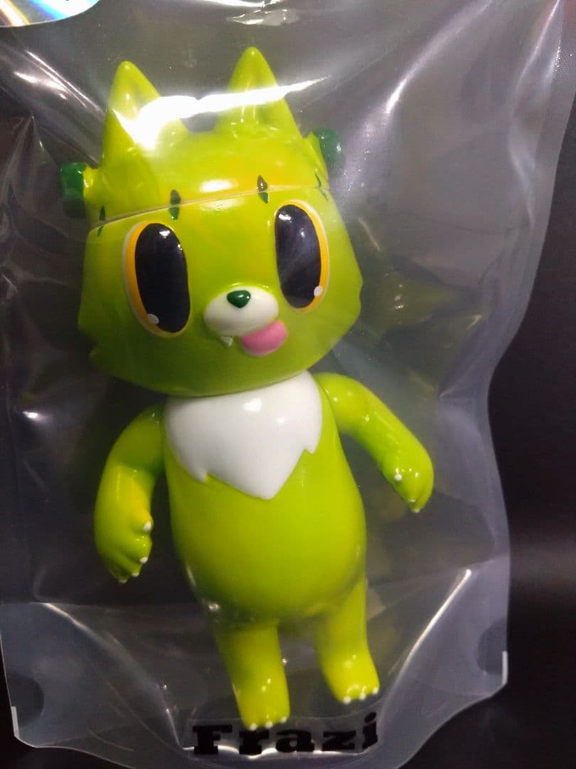 bite morph Frazi【ずんだからー】 ソフビ(サイン入り)