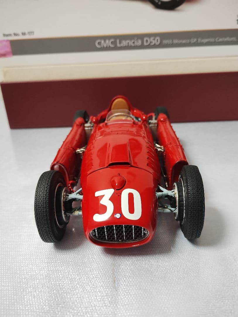 CMC Lancia D50 1/18スケールモデルカー