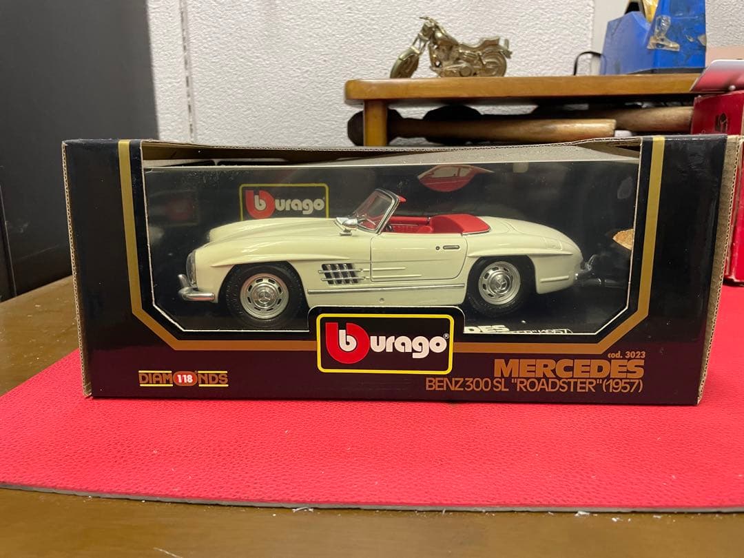 burago メルセデスベンツ　300SL ロードスター