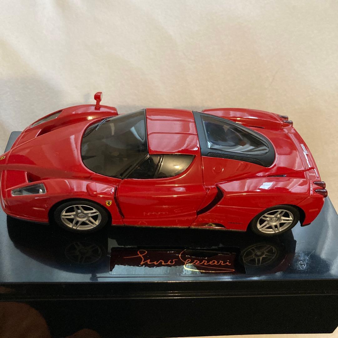 Ferrari Enzo 1/18スケール 赤 NIKKO
