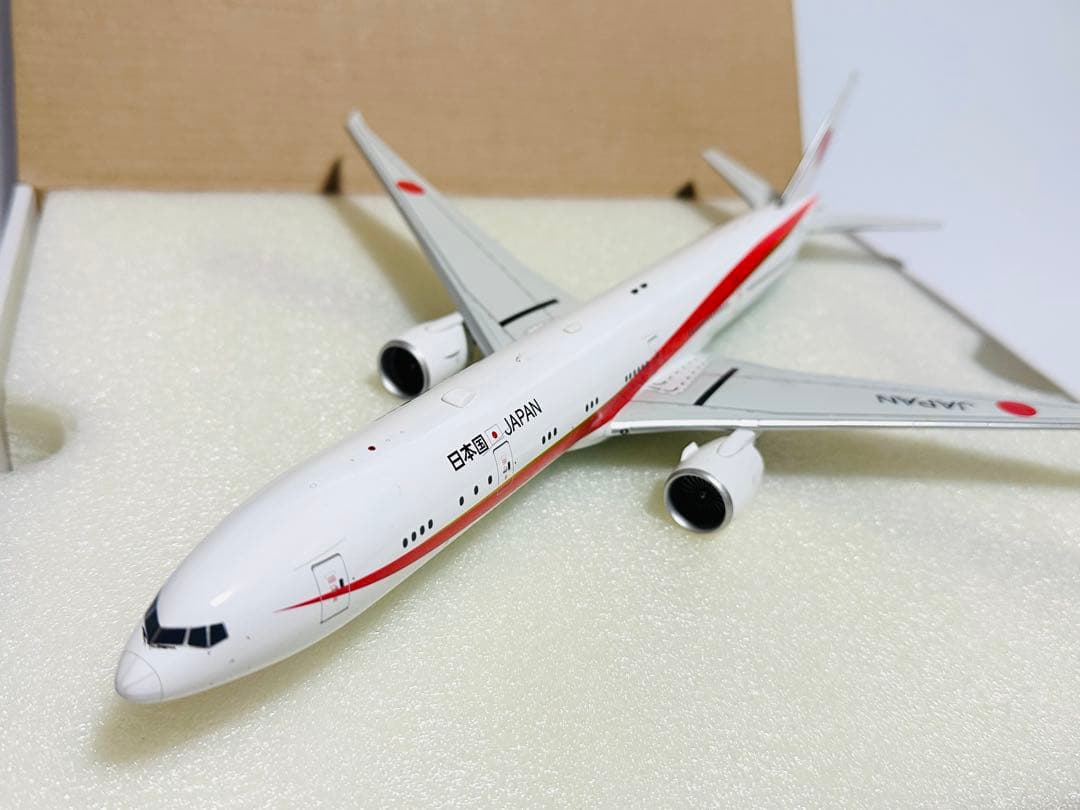 INFLIGHT 1/200 B777-300ER 政府専用機 航空自衛隊