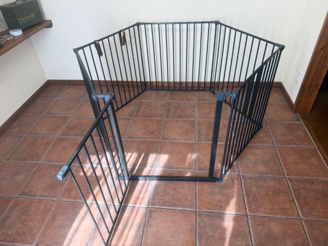 大型犬用金属製ケージ