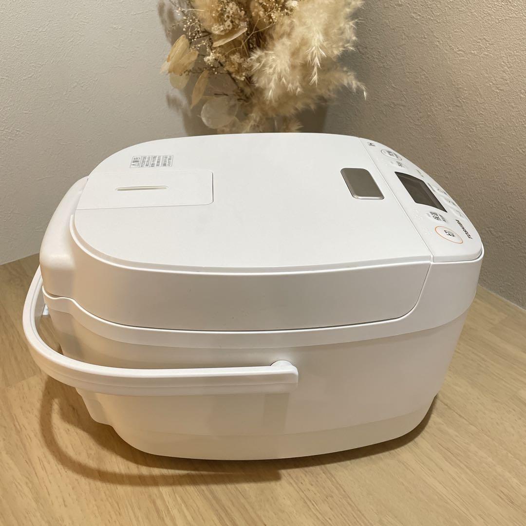 美品　TOSHIBA RC-10HR 2024年製 IH炊飯器 5.5合炊き