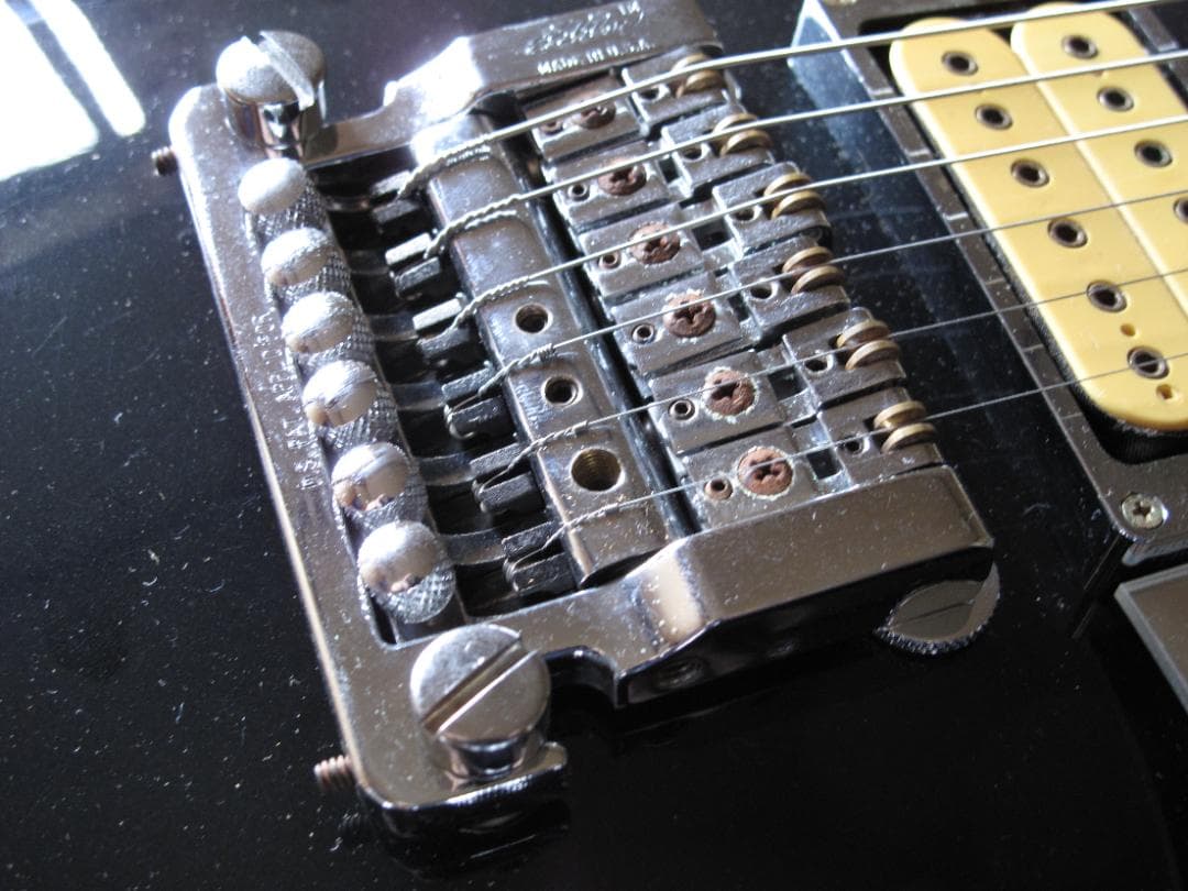 なつもり　エレキギター