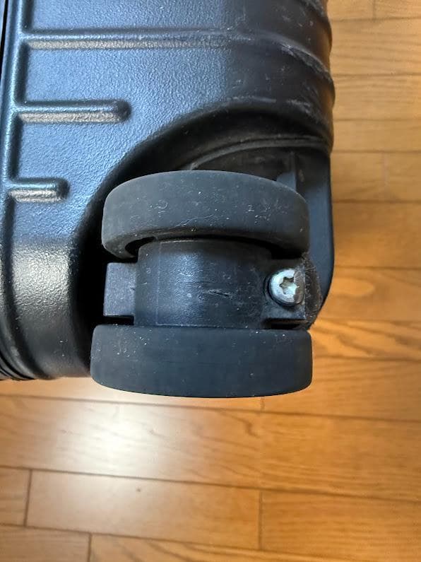 RIMOWA（リモワ） ESSENTIALキャビン３６L　マットブラック