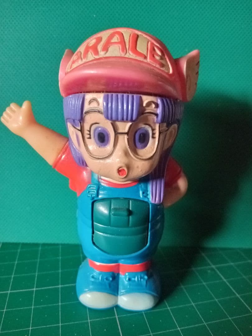 Dr.スランプ アラレちゃん ソフビ 約30cm （ジャンク品）ポピー当時品。