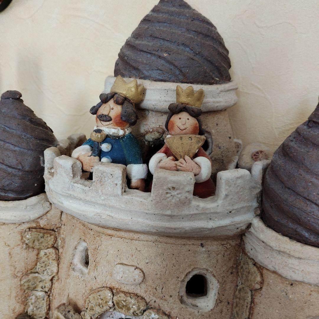 12/27 週末値引　陶器の城と人形の装飾品