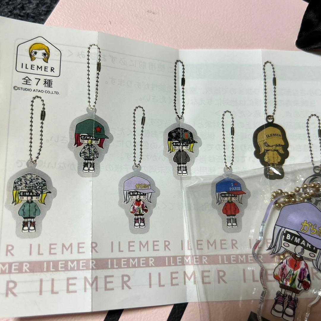 新品♡イーマリちゃんアクリルチャーム