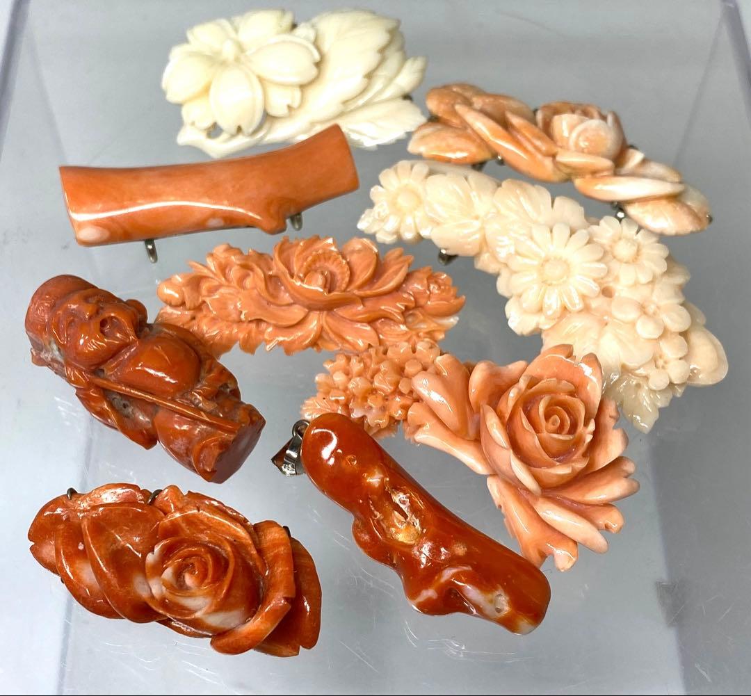 本赤珊瑚　ブローチ、彫刻、帯留　78g 東Y7-0217☆2Fトヒニ