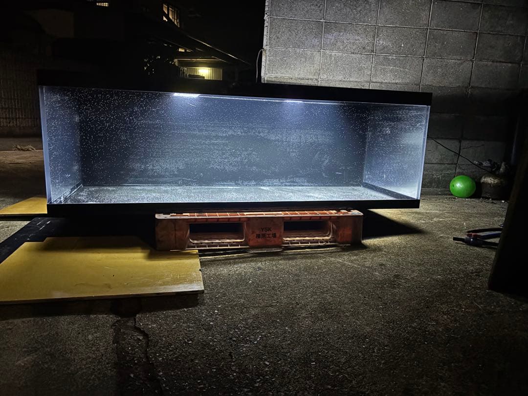 アクリル 水槽　1800 900 600 水槽のみ　発送の場合コメント