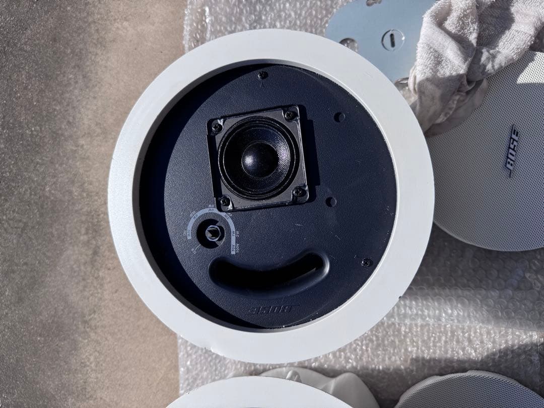 【中古】Bose 天井埋め込み型スピーカー DS16FW