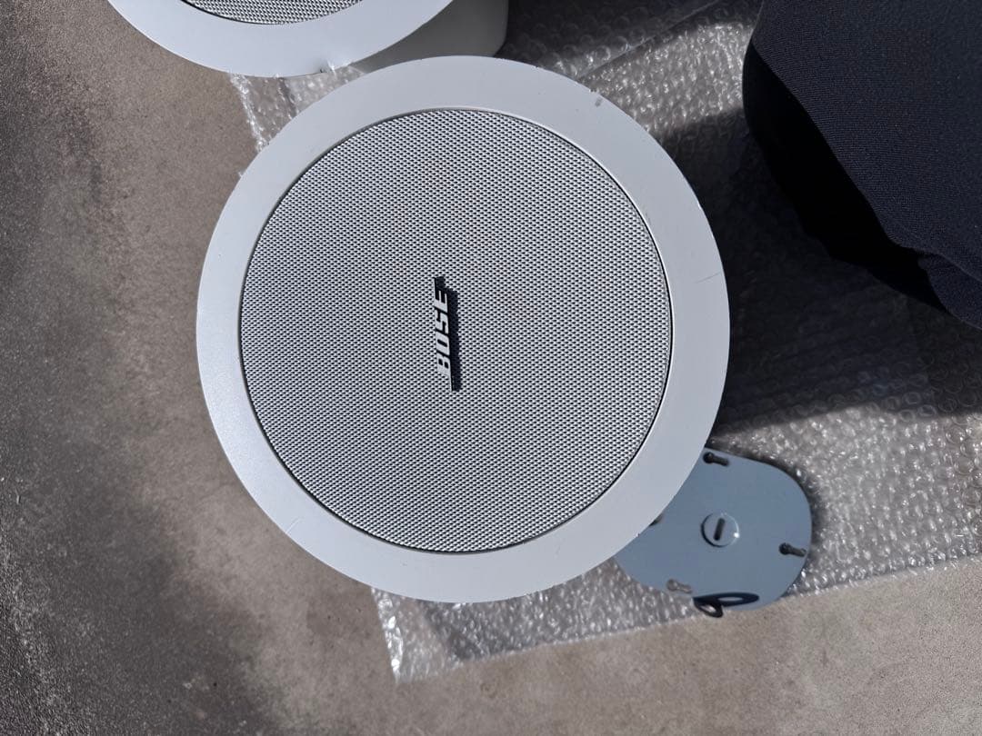 【中古】Bose 天井埋め込み型スピーカー DS16FW