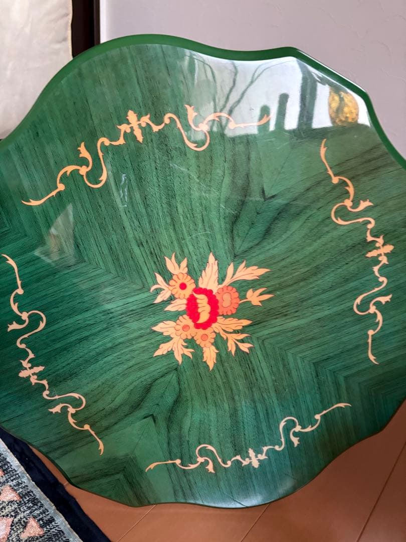 アンティーク　イタリア　象嵌　緑色の花模様八角形テーブル